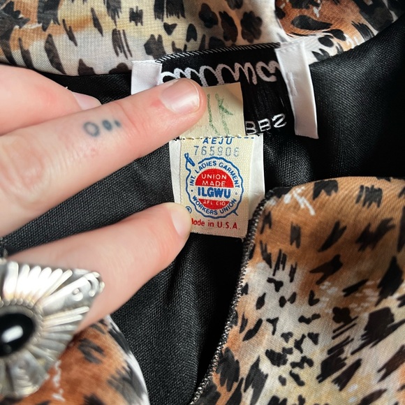 Leopard Print Jumpsuit - Picture 3 of 6